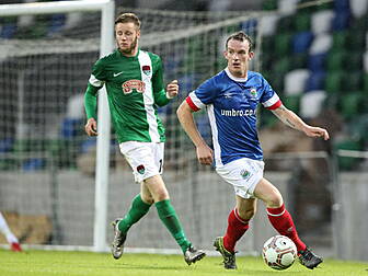 Linfield fan dies during Europ...